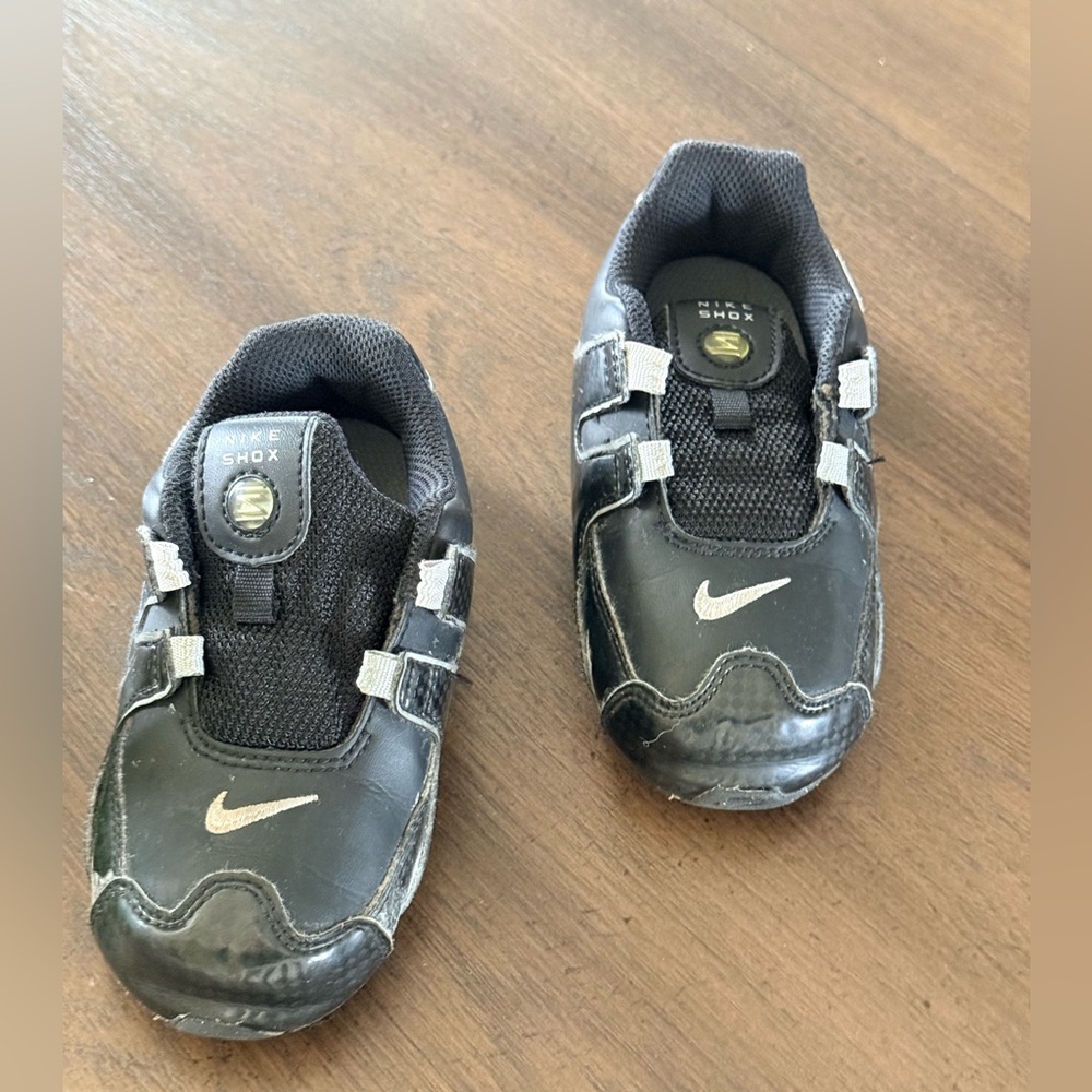 Nike Shox child 7 Black Sneakers